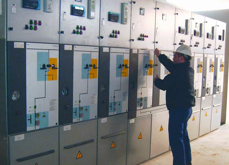 Subestaciones en Media y Baja Tensión